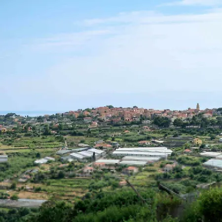 Locazione Turistica Glicine * Σαν Ρέμο